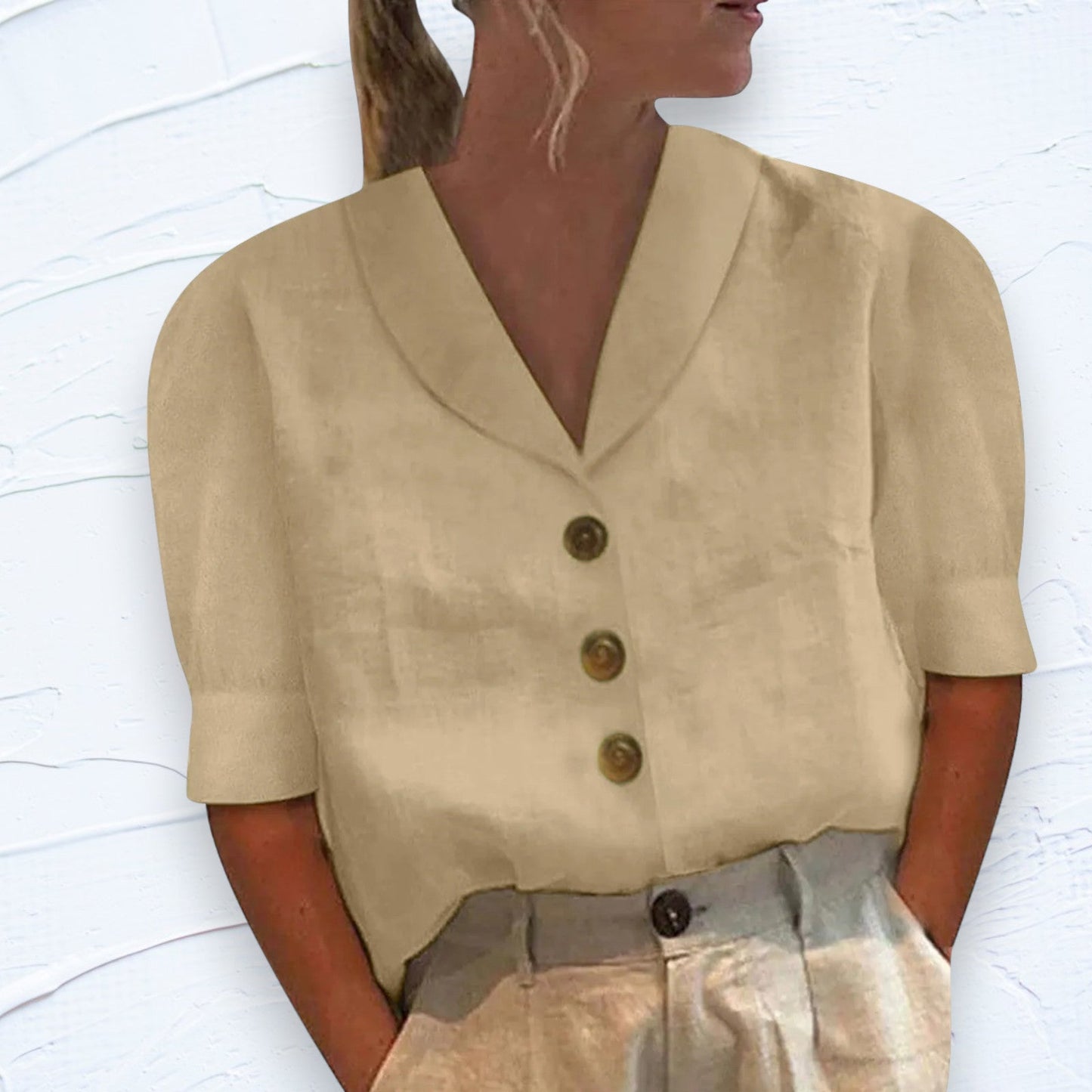 Retro-Chic Knopblouse met Geknoopte Voorkant